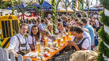 Đức: Tưng bừng lễ hội bia Oktoberfest năm 2022