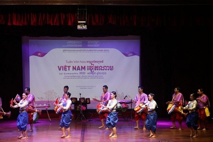 Tuần lễ văn hóa Việt Nam tại Campuchia năm 2022 (Ảnh: TTXVN).