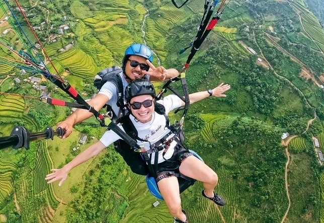 Khai mạc Festival dù lượn Khau Phạ năm 2022