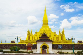 Thạt Luổng - Ngôi tháp vàng lớn nhất và đẹp nhất nước Lào