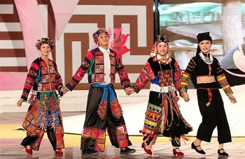 Quảng bá trang phục truyền thống các dân tộc thiểu số Việt Nam khu vực phía Bắc