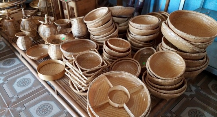 Đến thăm làng mây tre đan Bao La, Huế Đến thăm làng mây tre đan Bao La, Huế
