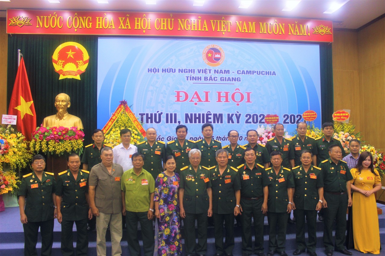 Tiếp tục vun đắp tình hữu nghị giữa Việt Nam - Campuchia