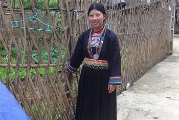Cao Bằng: Bảo tồn giữ gìn trang phục truyền thống của dân tộc Mông đen