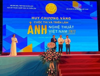 trao giai cuoc thi va trien lam anh nghe thuat viet nam nam 2022