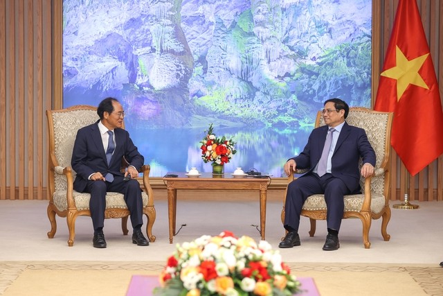 Thủ tướng Phạm Minh Chính khẳng định, Việt Nam luôn coi trọng quan hệ song phương với Hàn Quốc và mong muốn thúc đẩy hợp mạnh mẽ và thực chất hơn nữa quan hệ giữa hai nước (Ảnh: VGP/Nhật Bắc).