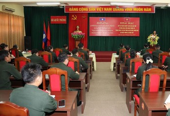 Tập huấn văn thư lưu trữ và ứng dụng công nghệ thông tin trong công tác văn phòng cho cán bộ Quân đội Lào