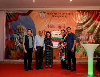 vun dap tinh huu nghi giua viet nam bulgaria