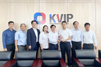 Lãnh đạo TP Cần Thơ tiếp Tham tán Thương mại, Đại sứ quán Hàn Quốc tại Việt Nam Lãnh đạo TP Cần Thơ tiếp Tham tán Thương mại, Đại sứ quán Hàn Quốc tại Việt Nam