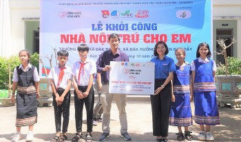 Kon Tum hỗ trợ gần 1,2 tỷ đồng cho học sinh dân tộc thiểu số