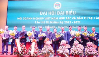 Hội doanh nghiệp Việt Nam tại Lào: Đoàn kết - đổi mới - hợp tác - phát triển