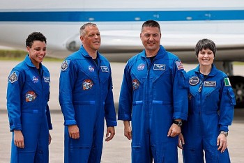 Phi hành đoàn của NASA trở về Trái đất an toàn sau 6 tháng trên ISS