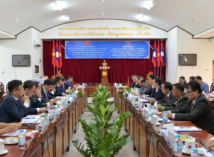 Điện Biên tô thắm hữu nghị Việt - Lào