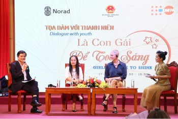 Là con gái để tỏa sáng