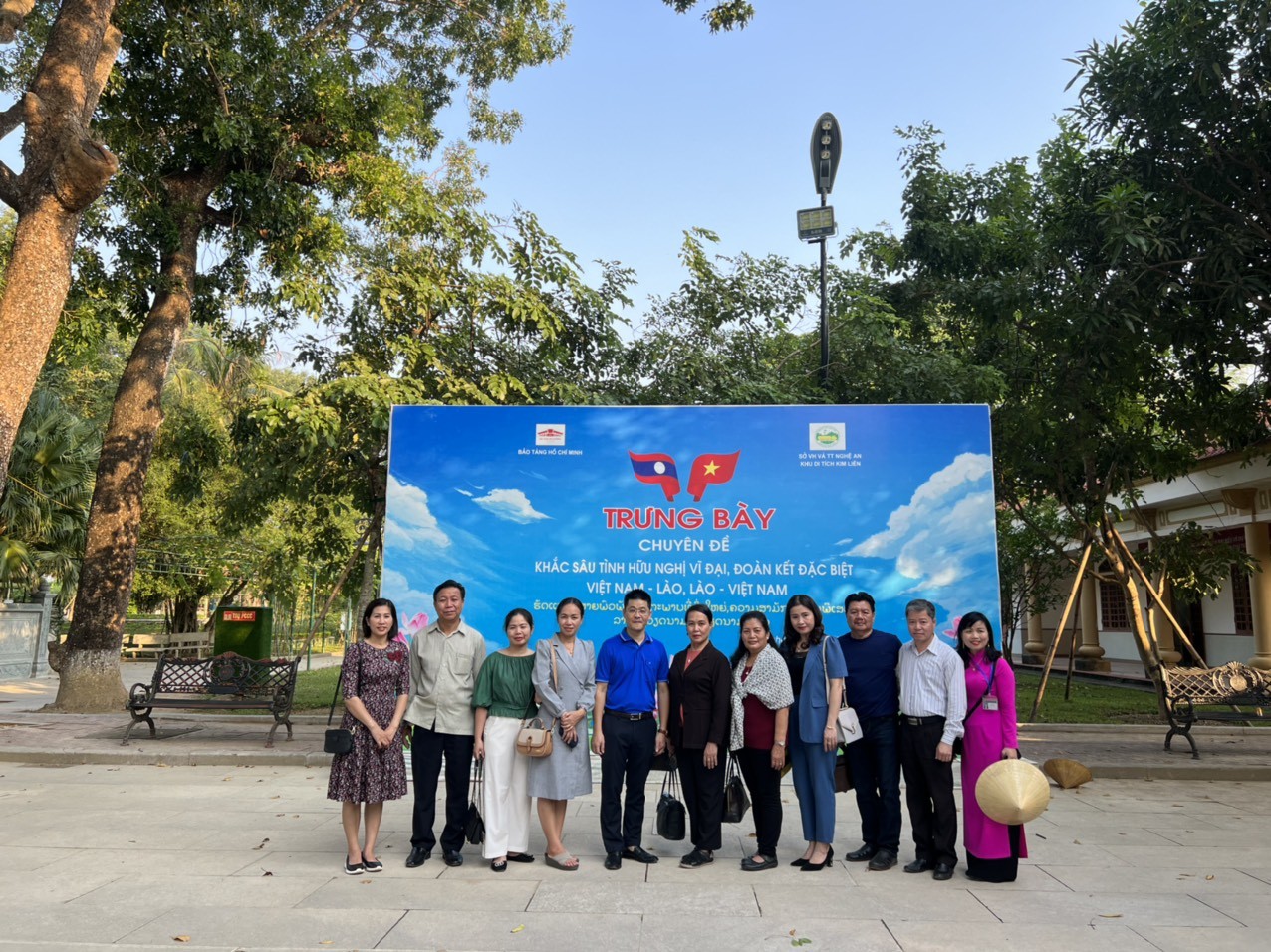 Tỉnh Nghệ An và Lào chia sẻ kinh nghiệm và tăng cường hợp tác về lĩnh vực Thư viện