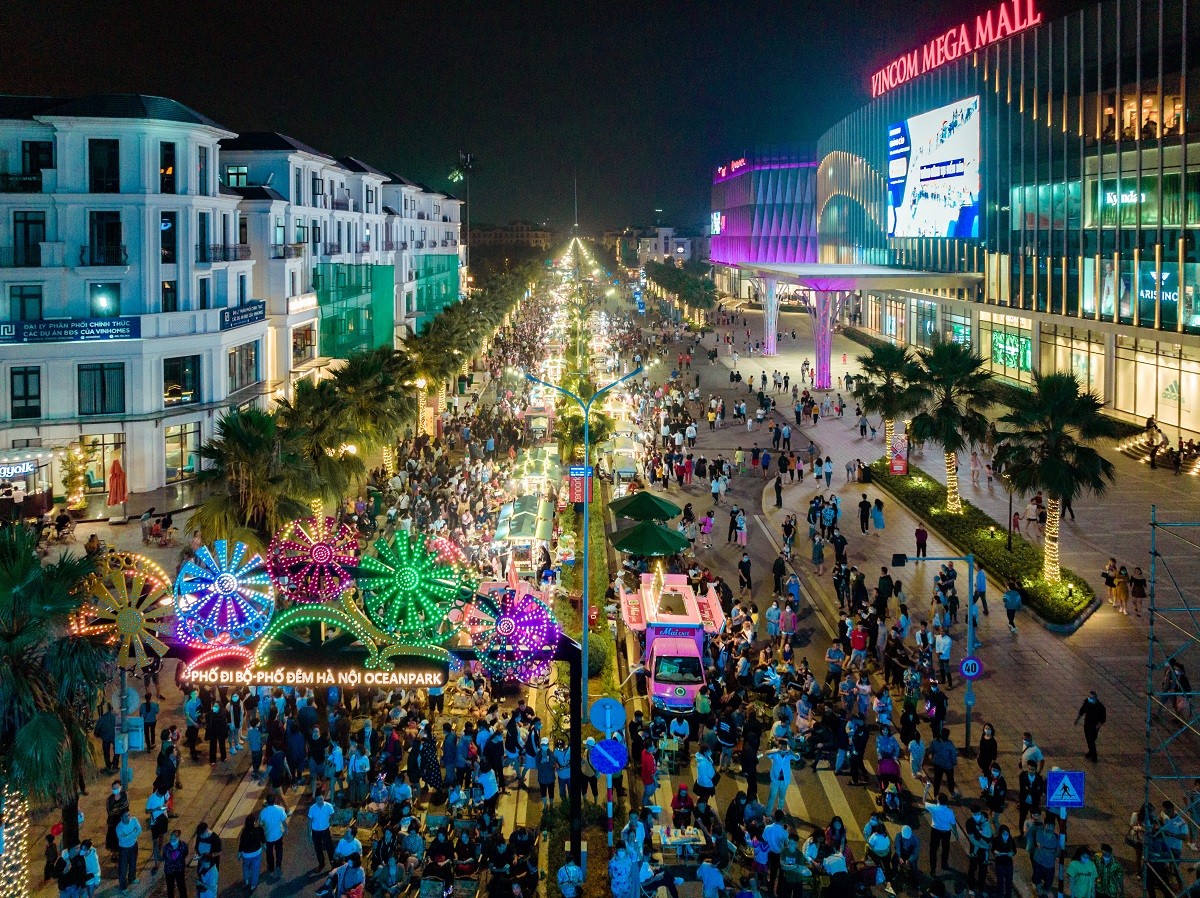 Vinhomes Ocean Park trở thành điểm đến của người dân Hà Nội và các tỉnh lân cận cùng chuỗi lễ hội suốt 4 mùa tạo nên sức hút hấp dẫn cho những sản phẩm BĐS tại đây.