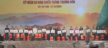 Nhiều hoạt động ý nghĩa qua Chương trình nghệ thuật “Truông Bồn - Bản hùng ca huyền thoại”