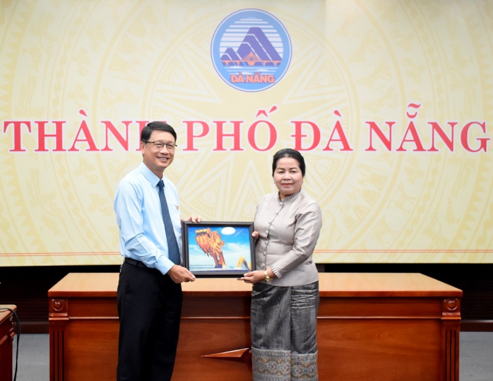 TP. Đà Nẵng (Việt Nam) và tỉnh Champasak (Lào) chia sẻ, trao đổi kinh nghiệm trong công tác mặt trận