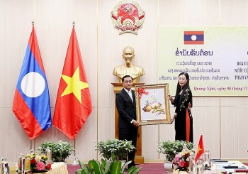 Sekong (Lào) thúc đẩy hợp tác với Quảng Ngãi (Việt Nam) trên tất cả các lĩnh vực Sekong (Lào) thúc đẩy hợp tác với Quảng Ngãi (Việt Nam) trên tất cả các lĩnh vực