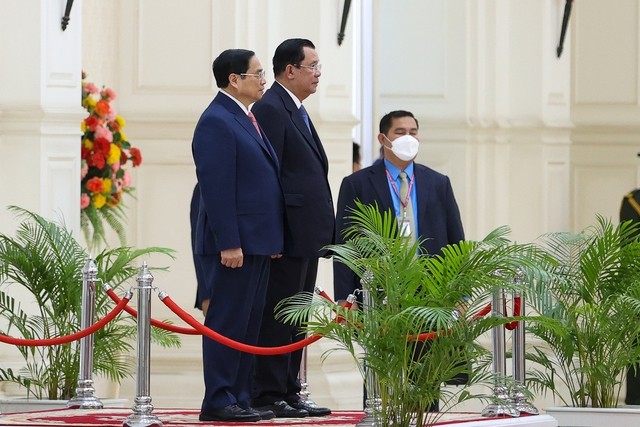 Chùm ảnh: Lễ đón chính thức Thủ tướng Phạm Minh Chính thăm Campuchia