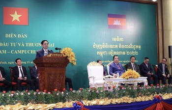 Tăng cường tính kết nối, bổ trợ giữa 2 nền kinh tế Việt Nam và Campuchia
