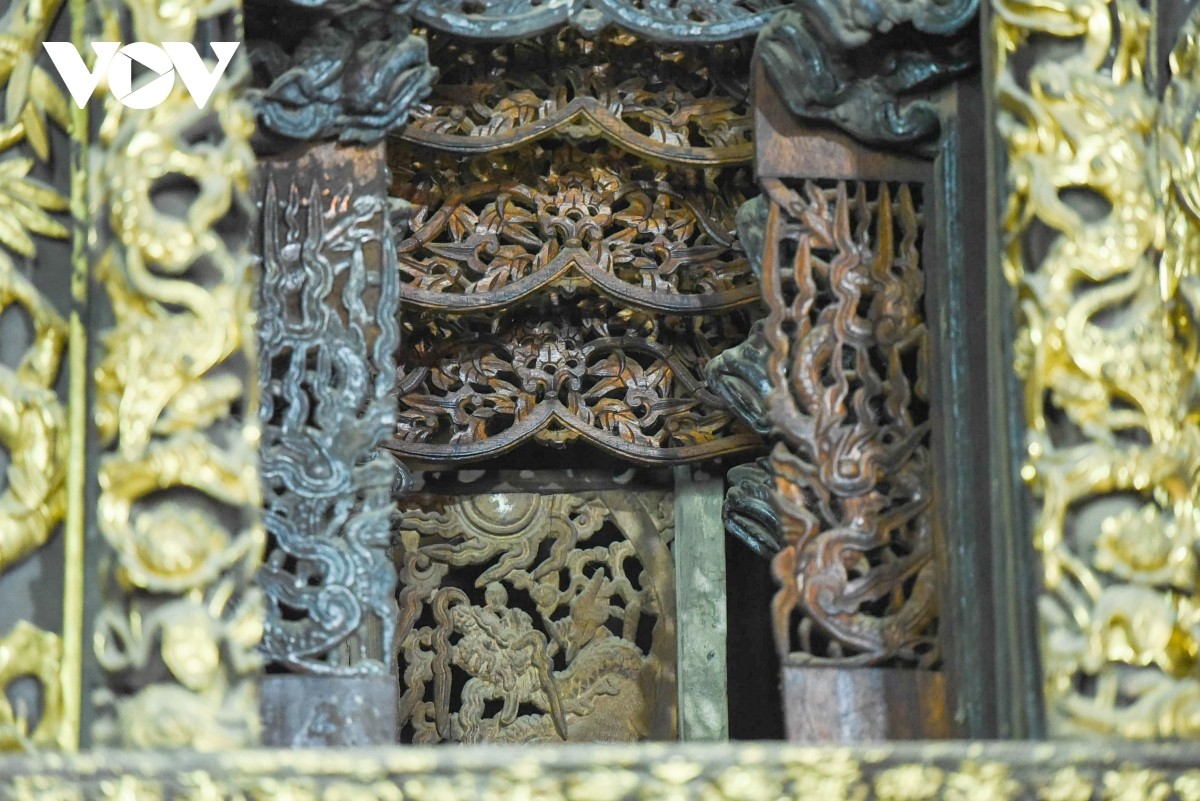 Độc đáo bức cửa võng đình Thổ Hà - báu vật bên bờ sông Cầu, Bắc Giang