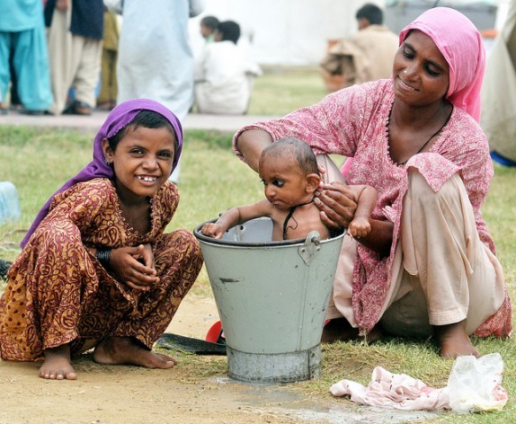 Đói nghèo và bất bình đẳng vẫn là vấn đề chính gây ảnh hưởng đến sự phát triển của loài người trong tương lai (Ảnh: Fahim Siddiqi/IPS)