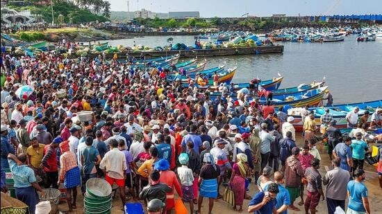 Ấn Độ sẽ thay thế Trung Quốc để trở thành quốc gia đông dân nhất thế giới vào năm 