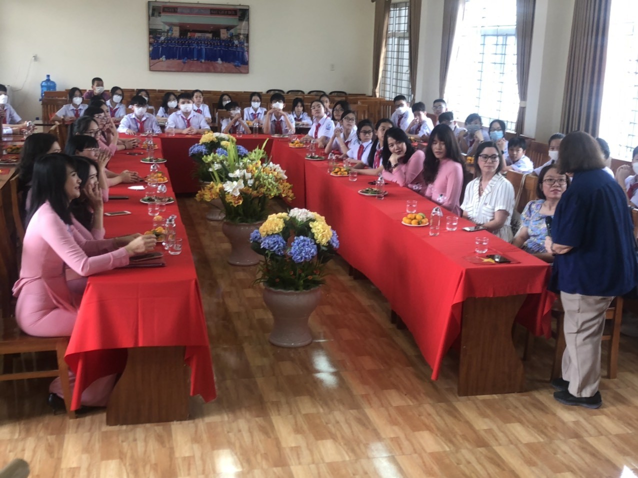 Chủ tịch ICAV thăm Trường THCS Hữu nghị Việt Nam – Argentina