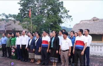 Sẽ tiếp tục vun đắp quan hệ hữu nghị vĩ đại, đoàn kết đặc biệt và hợp tác toàn diện Việt Nam - Lào