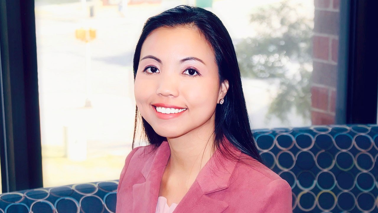 Jenny Nguyen hỗ trợ tân sinh viên vững bước trên hành trình du học