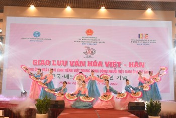 Lan tỏa các giá trị đẹp về Văn hóa Việt Nam và Hàn Quốc
