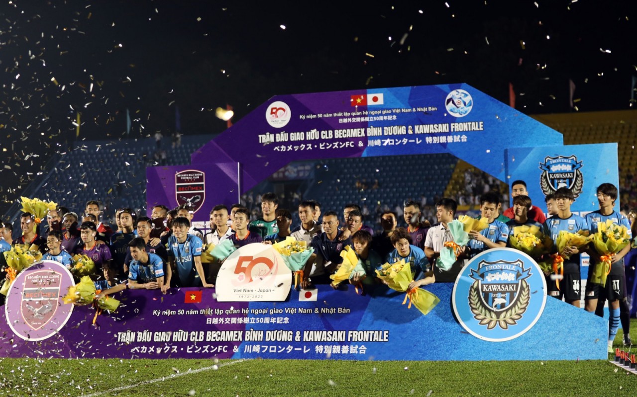 Giao lưu bóng đá giữa Câu lạc bộ Becamex Bình Dương và Kawasaki Frontale (Nhật Bản)