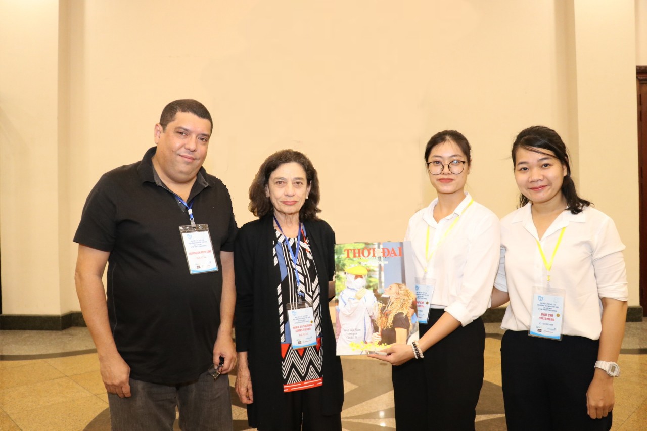 “Việt Nam là đối tác quan trọng của Hội đồng Hòa bình thế giới” “Việt Nam là đối tác quan trọng của Hội đồng Hòa bình thế giới”