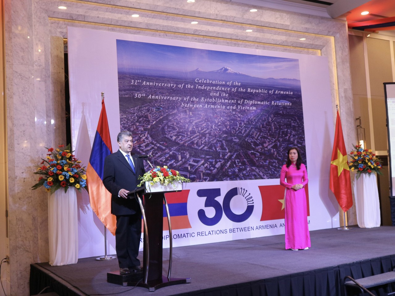 Quan hệ Việt Nam - Armenia: 30 năm phát triển bền vững và hữu nghị Quan hệ Việt Nam - Armenia: 30 năm phát triển bền vững và hữu nghị