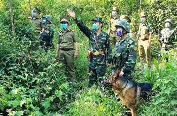 Hà Tĩnh cùng hai tỉnh Bôlykhămxay và Khăm Muộn xây dựng và củng cố thế trận an ninh vững chắc trên tuyến biên giới Việt Nam – Lào