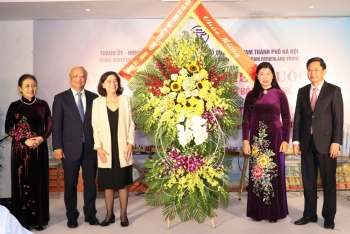 Lãnh đạo Hà Nội gặp mặt đại biểu quốc tế tham dự Đại hội lần thứ 22 Hội đồng Hòa bình thế giới