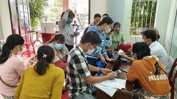 Chi hơn 168 tỷ đồng trợ cấp thất nghiệp cho người lao động tại Quảng Nam Chi hơn 168 tỷ đồng trợ cấp thất nghiệp cho người lao động tại Quảng Nam