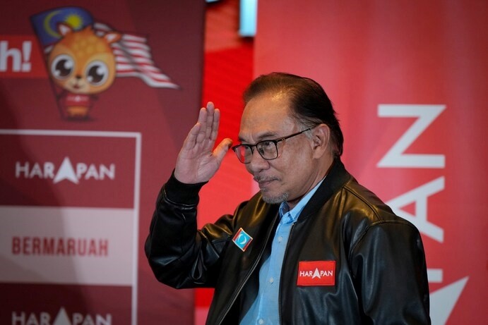Ông Anwar Ibrahim được chỉ định làm Thủ tướng thứ 10 của Malaysia. (Ảnh: Vincent Thian/AP)