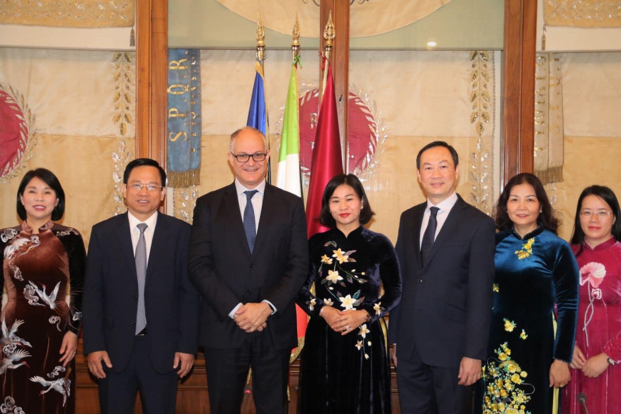Thúc đẩy tiềm năng hợp tác giữa Hà Nội và các địa phương Italy