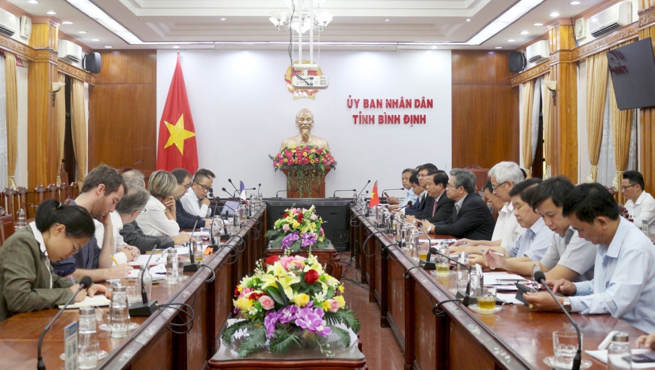 Cơ quan quản lý nước Lưu vực sông Rhin-Meuse (Pháp) hỗ trợ Bình Định về khai thác, quản lý và sử dụng tài nguyên nước