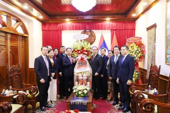 da nang tang cuong moi quan he sau sac va gan bo voi cac dia phuong cua lao