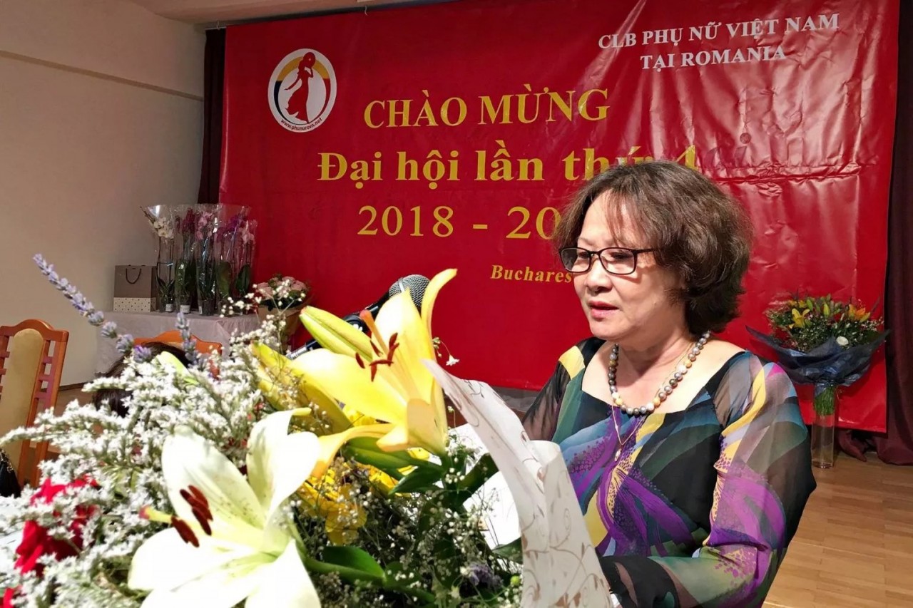 Bà Hoàng Thị Hiền hiện đang là Chủ tịch Câu lạc bộ phụ nữ Việt Nam tại Romani.