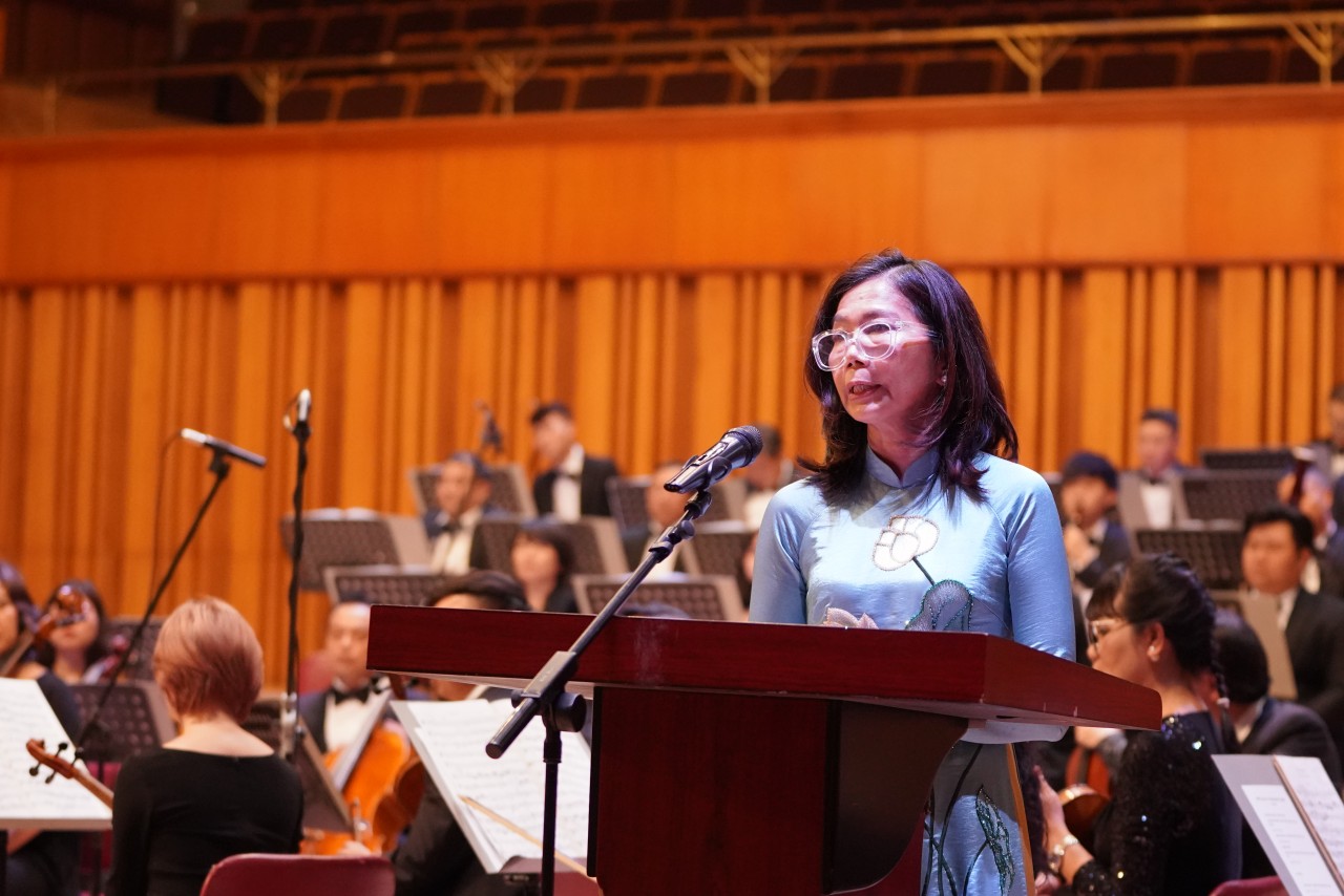 Chương trình hòa nhạc tài năng trẻ “Là con gái để toả sáng” diễn ra tại Hà Nội