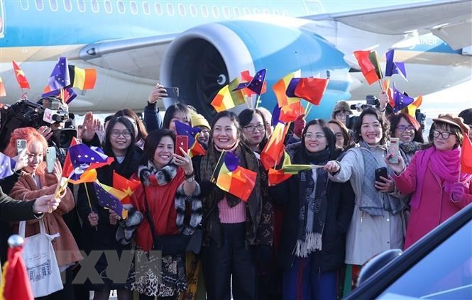 Thủ tướng Phạm Minh Chính gặp gỡ cộng đồng người Việt Nam tại Bỉ | Chính trị | Vietnam+ (VietnamPlus)