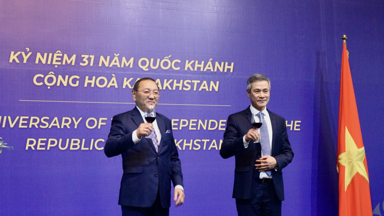 Kỷ niệm 31 năm Ngày Quốc khánh Cộng hòa Kazakhstan tại Hà Nội