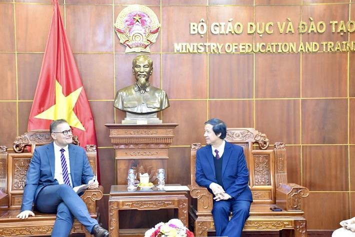 Bộ trưởng Nguyễn Kim Sơn tiếp ngài Nicolai Prytz, Đại sứ Đan Mạch tại Việt Nam, chiều 16/12.