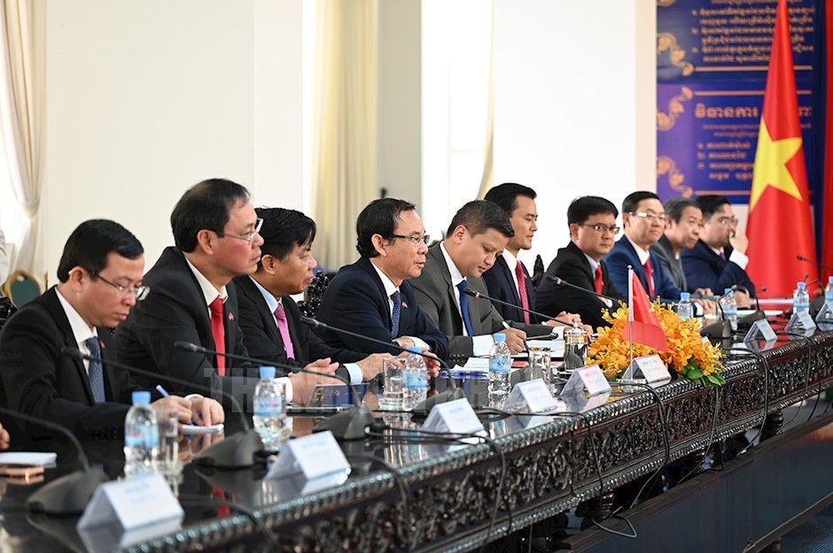 Tăng cường hợp tác giữa TPHCM với Thủ đô Phnom Penh