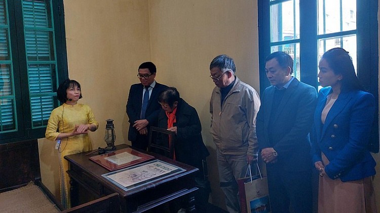 Trưng bày các hiện vật quý nơi Chủ tịch Hồ Chí Minh viết Lời kêu gọi Toàn quốc kháng chiến