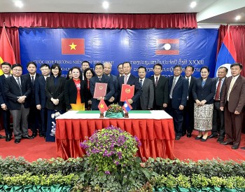 Tăng cường hợp tác trong công tác biên giới Việt - Lào